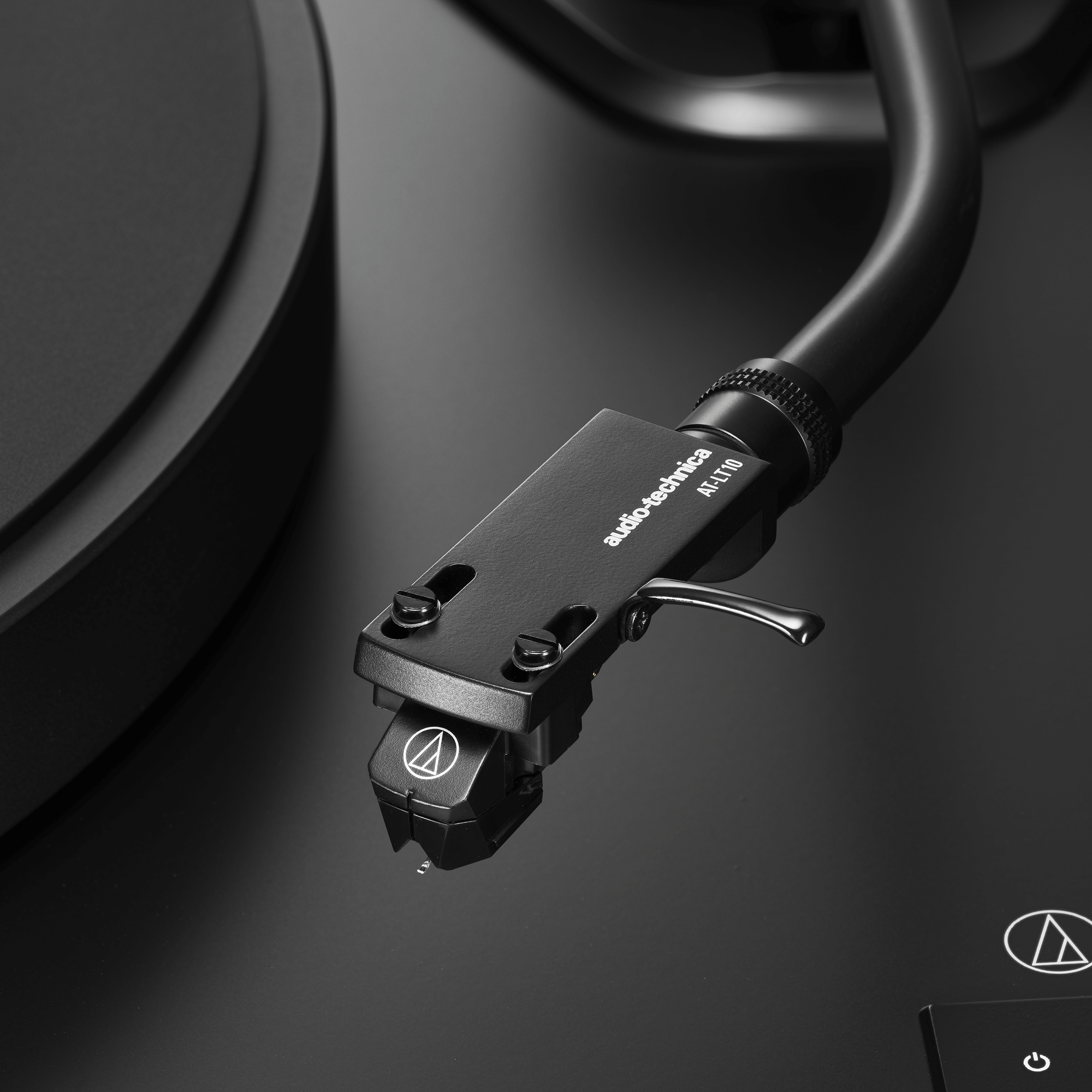 Audio Technica - AT-LP8X Semi-Automatic Direct-Drive Turntable